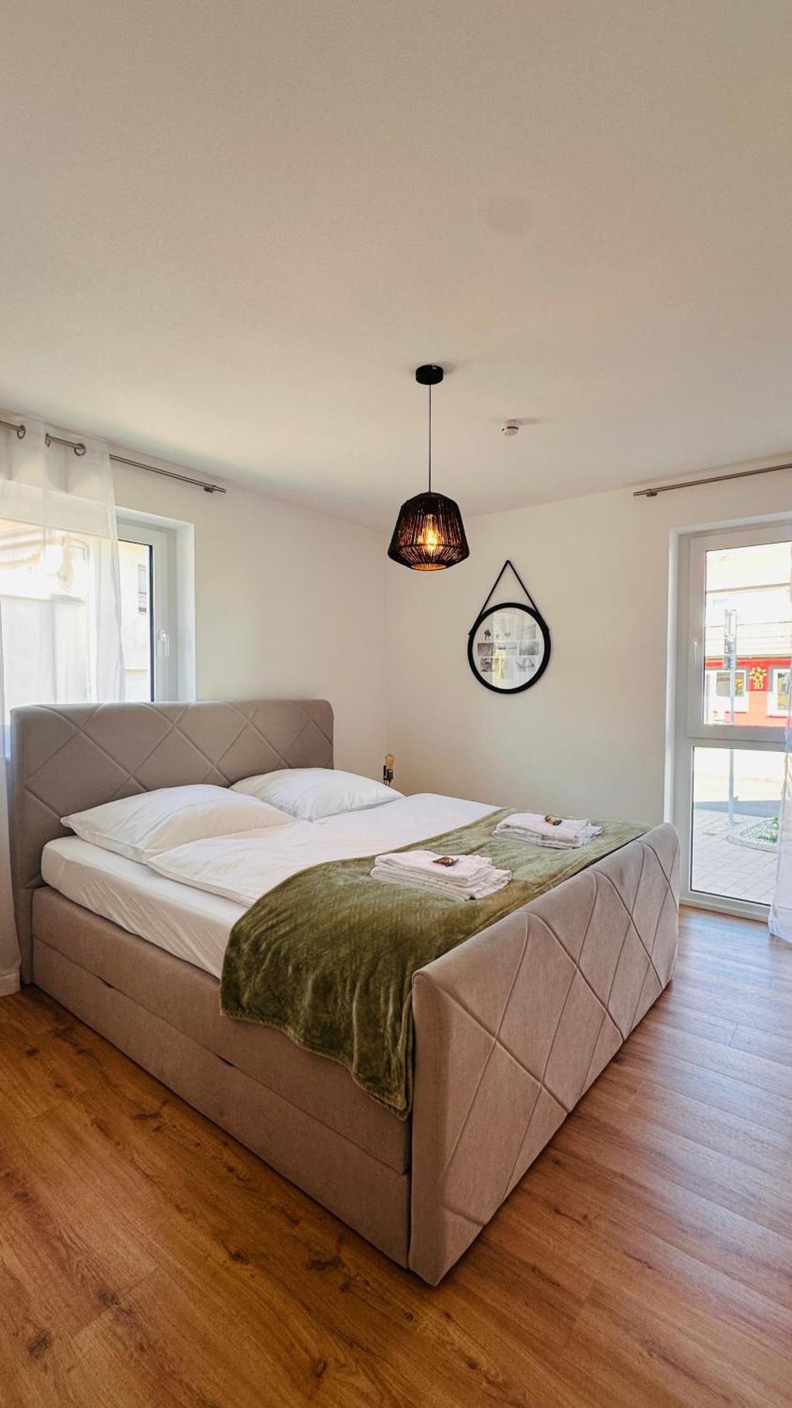 אופנבורג Amao-Pearl I Comfort Suite I 94Qm I Kingsize-Bett I Exklusiv Mit Balkon & Tiefgarage I Aufzug מראה חיצוני תמונה